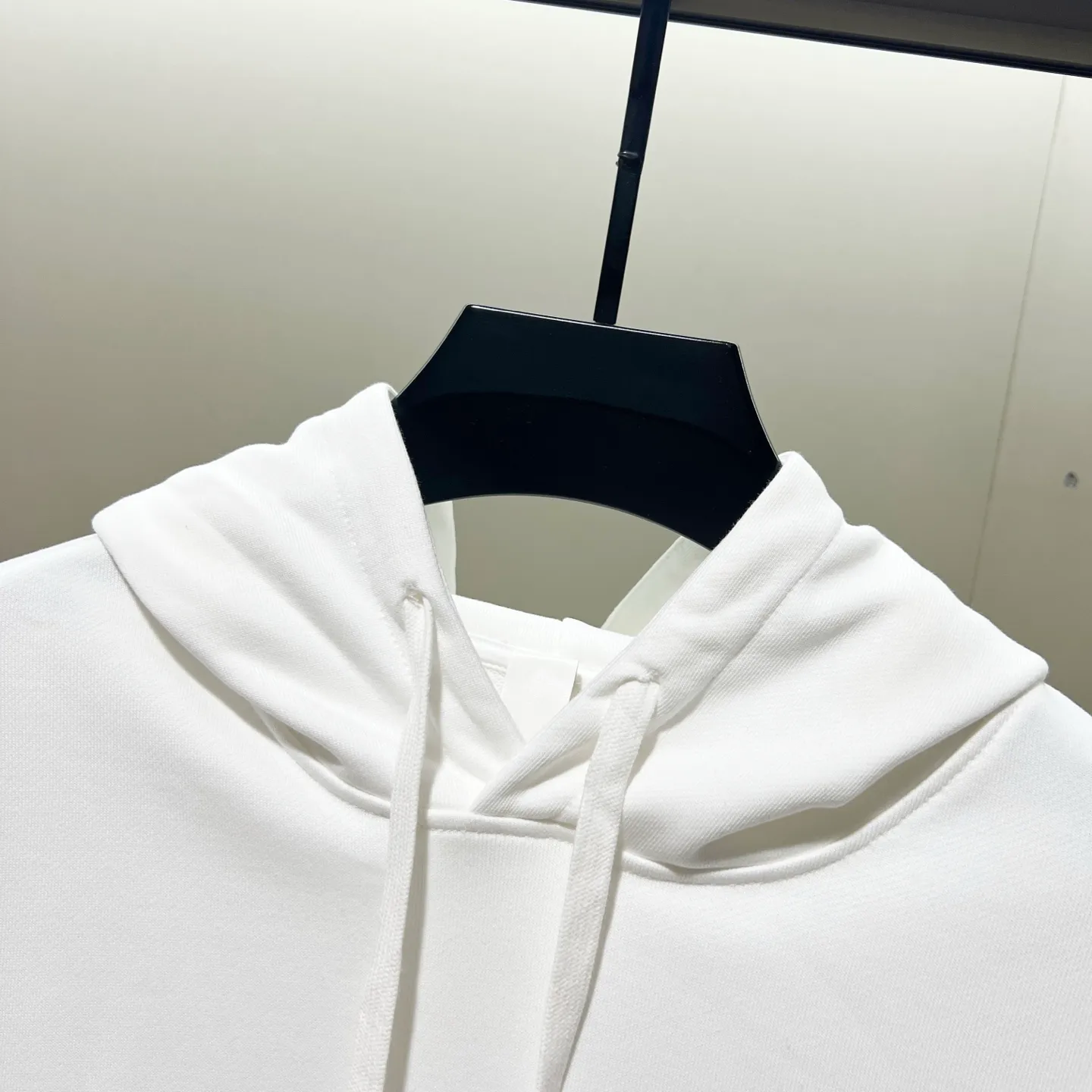 P260 chrome hearts/Chrome Hearts 420g pure cotton hooded sweatshirt, classic Sanskrit letter LOGO embroidery on the front and back, official synchronization, 1:1 original mold opening, fashionable personality, versatile trend, pure original quality, original washed fabric, tag, collar label, washed wheat, three complete standards, color: black, white, pink. Size: XS-L